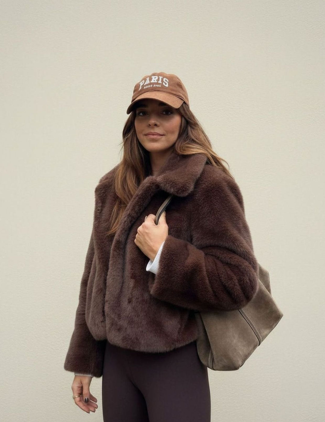 Damen Kunstfell Jacke in Übergrößen-Plüsch Relaxed-Fit Kurze Winterjacke - Braun