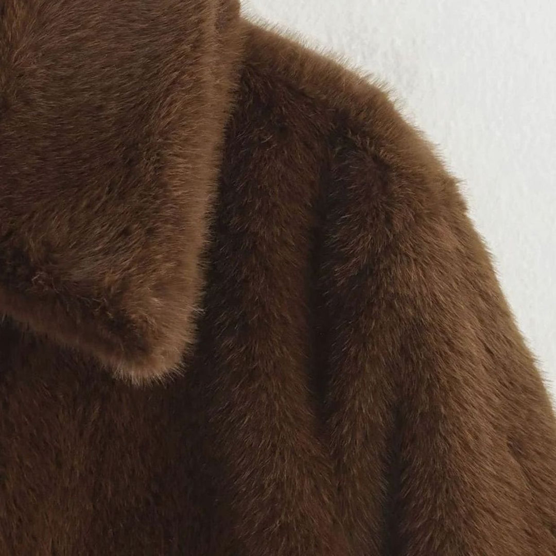 Damen Kunstfell Jacke in Übergrößen-Plüsch Relaxed-Fit Kurze Winterjacke