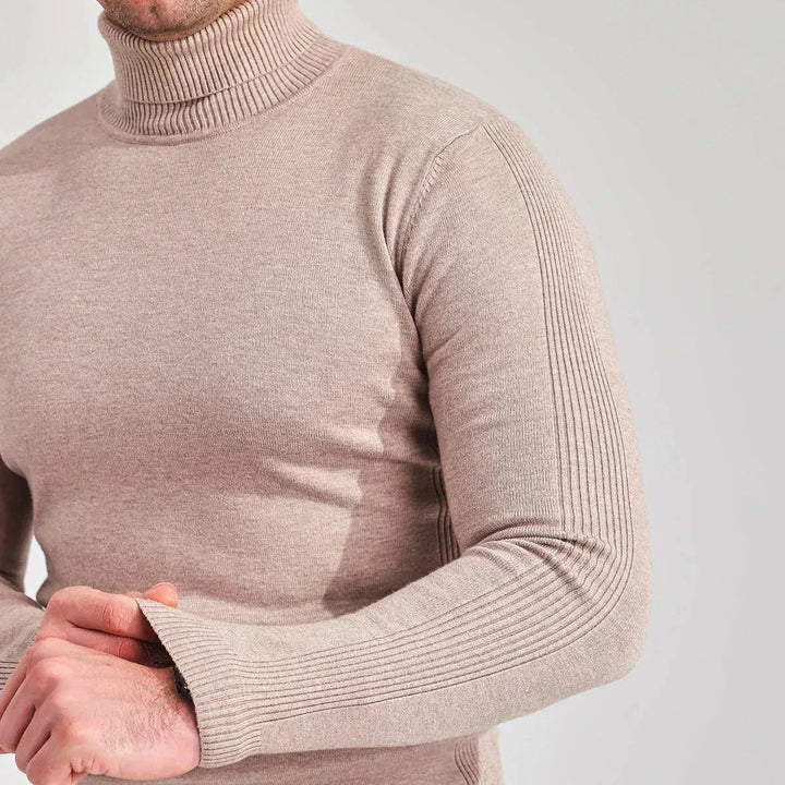Klassischer Rollkragenpullover